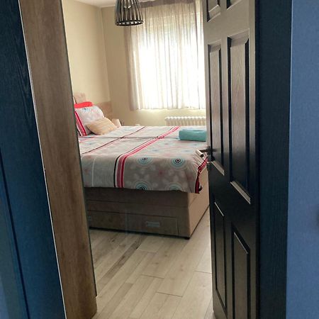 Mihajlovik Lux Apartment In Heart Of Skopje Esterno foto